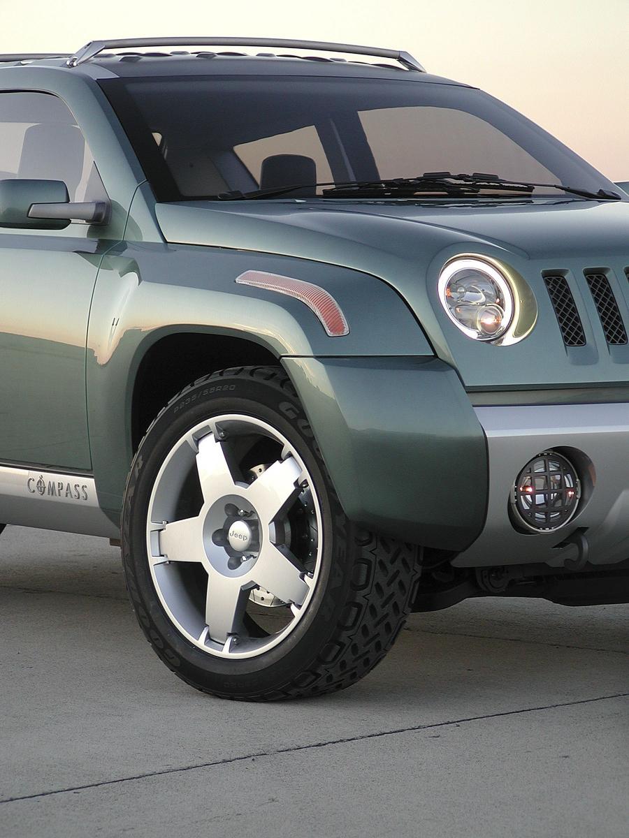  Jeep Compass Concept 2002 года  (фото 8 из 50)
